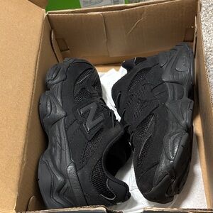 New Balance Kids Black Sneakers